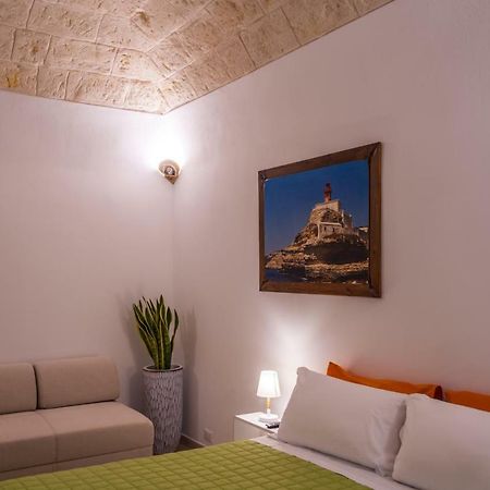 Melo Accommodations Apartment Abbrescia Bari Esterno foto