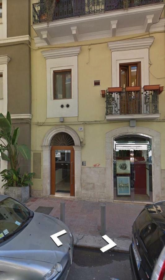 Melo Accommodations Apartment Abbrescia Bari Esterno foto