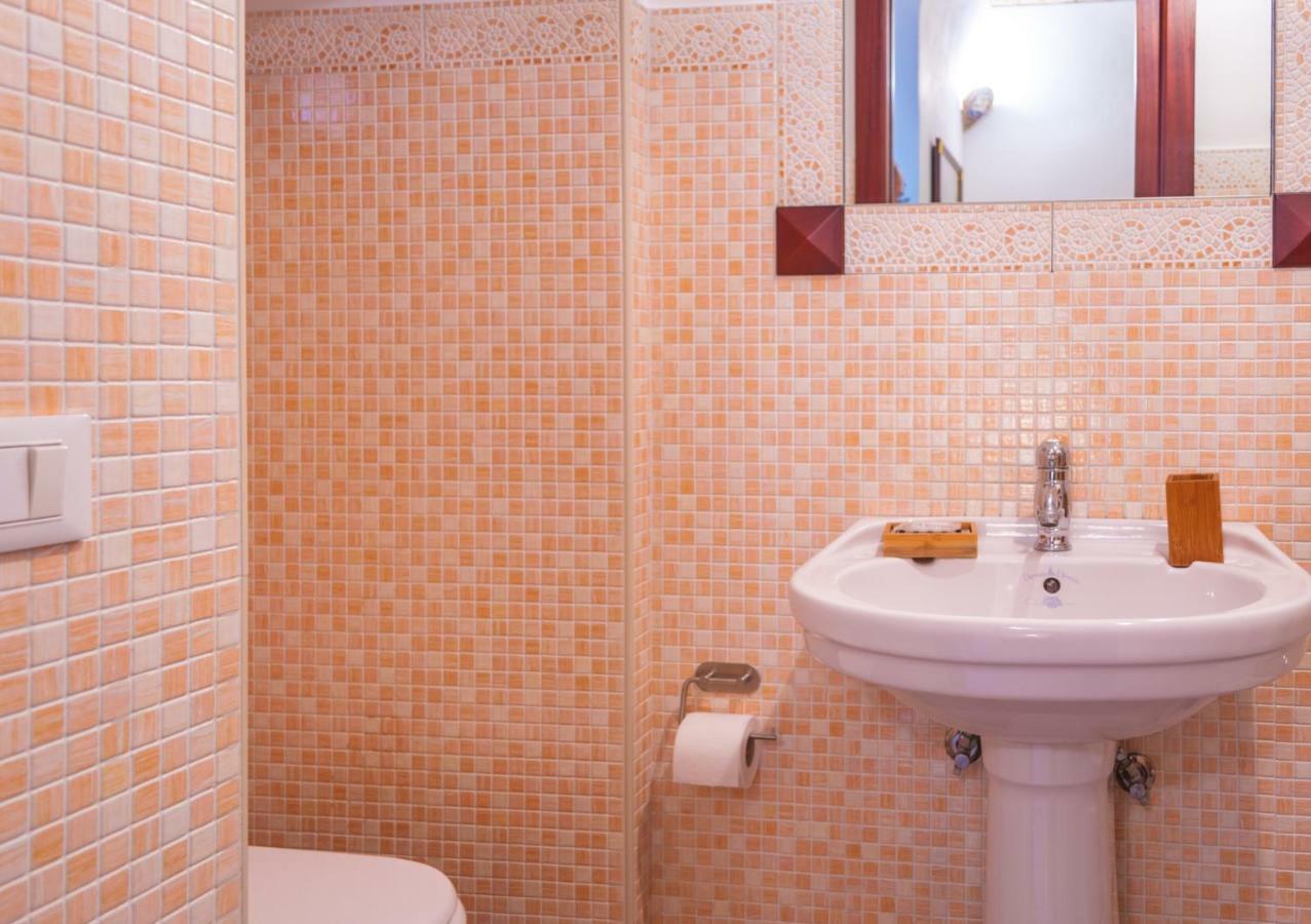 Melo Accommodations Apartment Abbrescia Bari Esterno foto