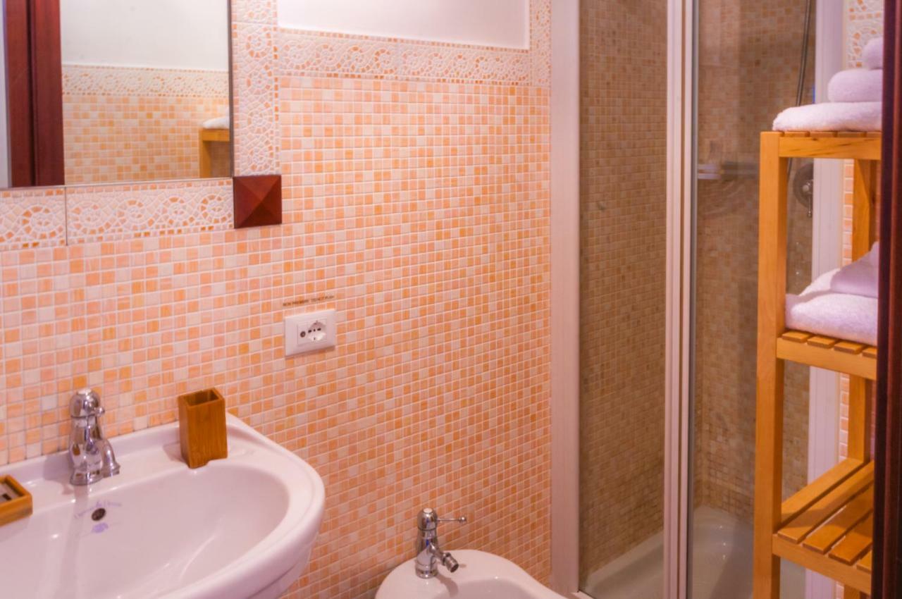 Melo Accommodations Apartment Abbrescia Bari Esterno foto